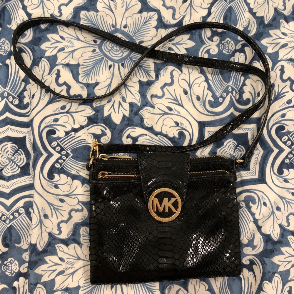 Authentic Michael Kors crossbody